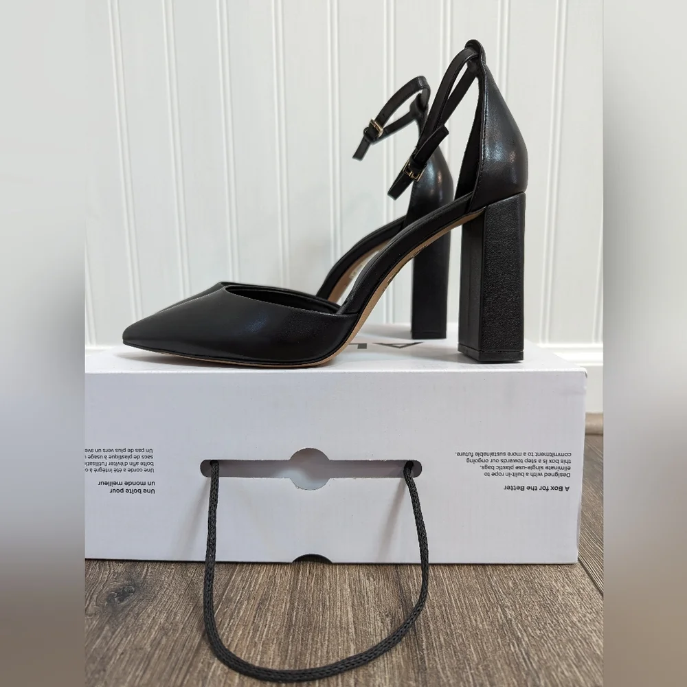 Aldo Size 8 Black Leather Block Heels Pumps Ankle Strap Padded Insole - Picture 5 of 7